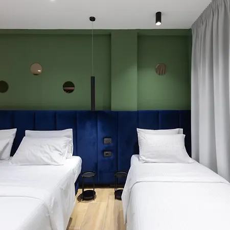 Urban Block 招待所 地拉那