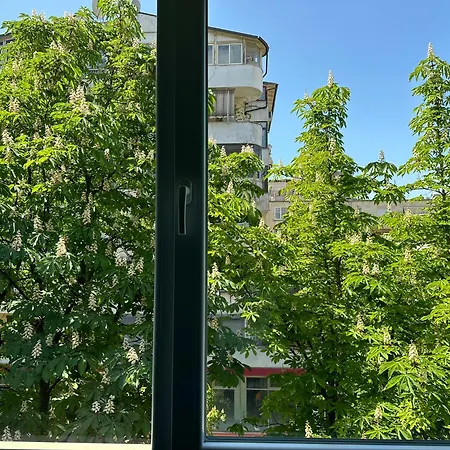 招待所 Urban Block 地拉那