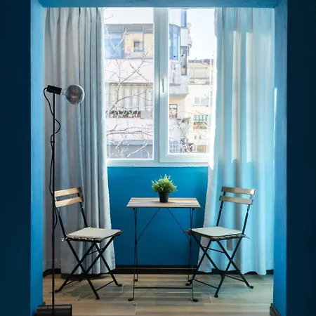 Urban Block 招待所 4*